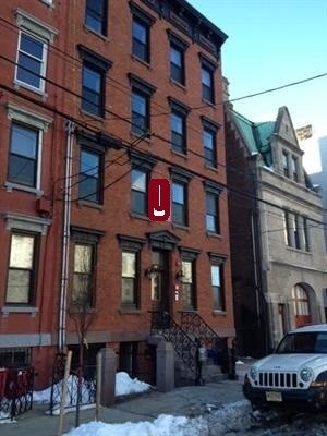 Building Photo - 408 Grand St