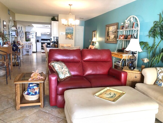 Building Photo - Venice, FL 2BR/2BA Condo in a Gated, Gulf ...