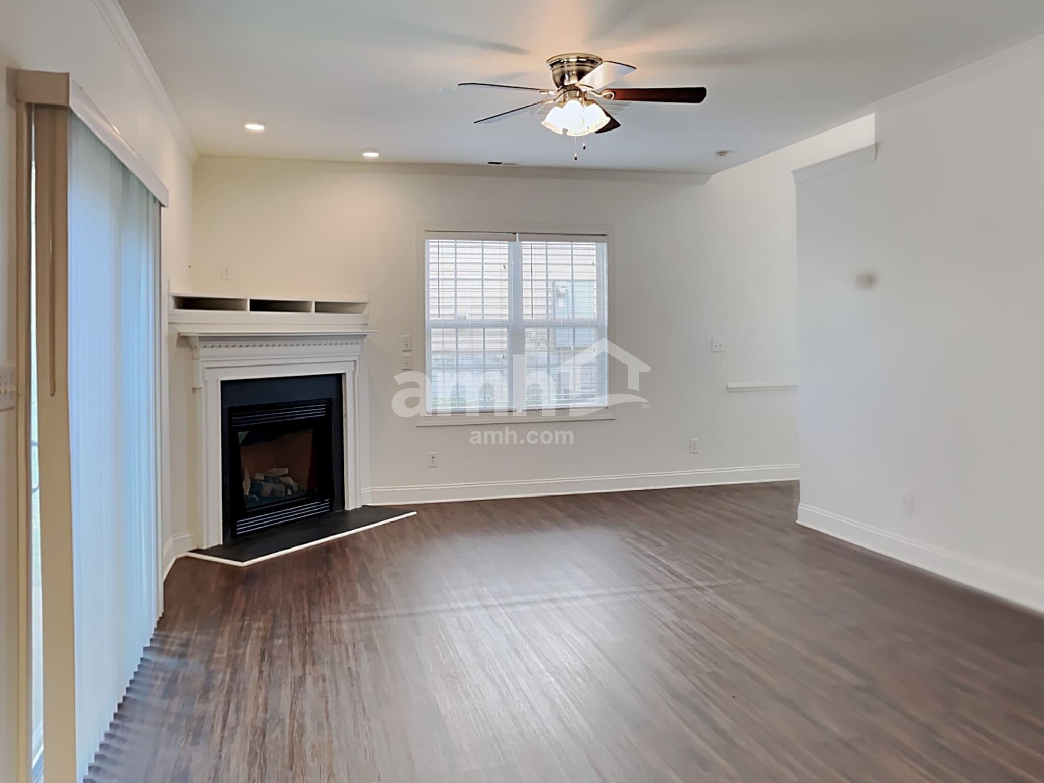 Building Photo - 2706 Erinridge Rd