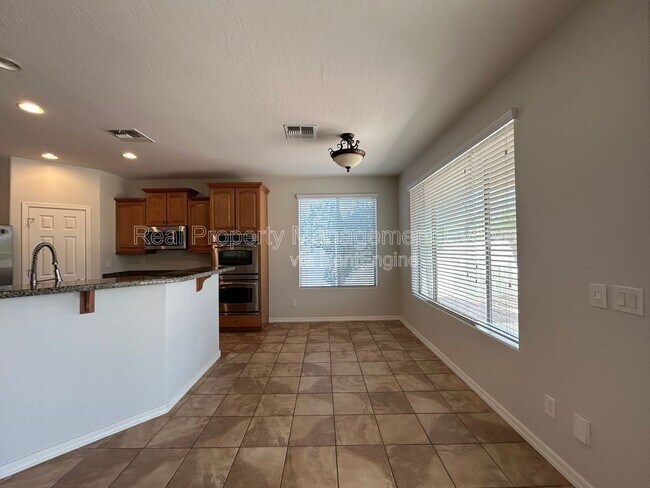 Building Photo - 9707 S 45th Ave