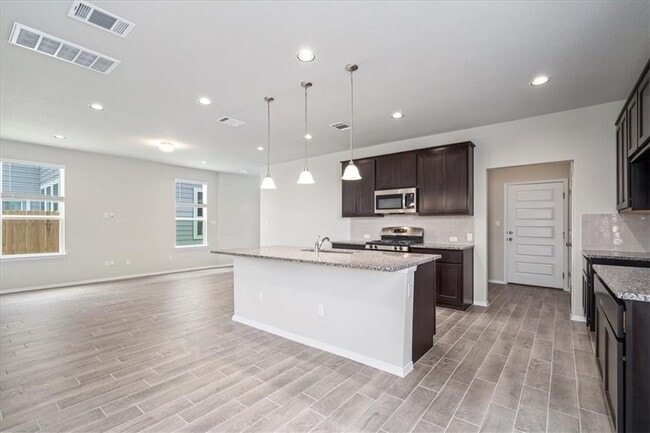 Building Photo - 169 Heather Glen Way