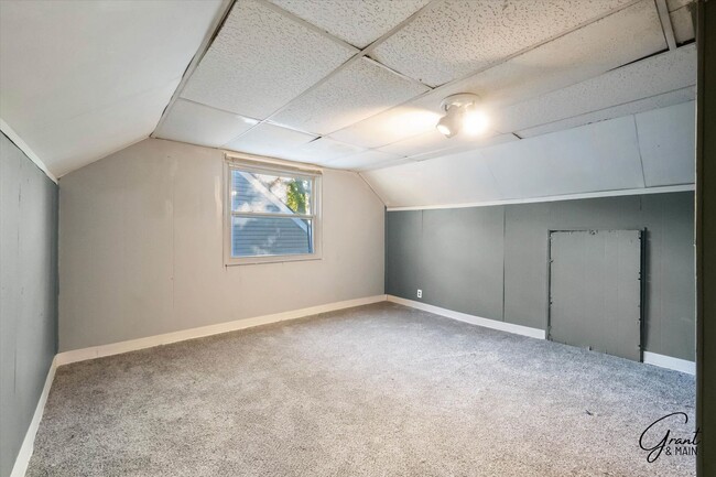 Building Photo - Bungalow $1250/month