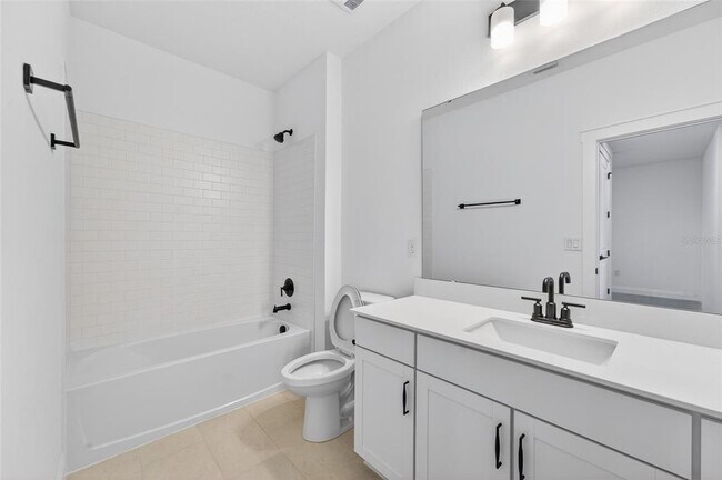 Building Photo - 15174 Field Daisy Dr