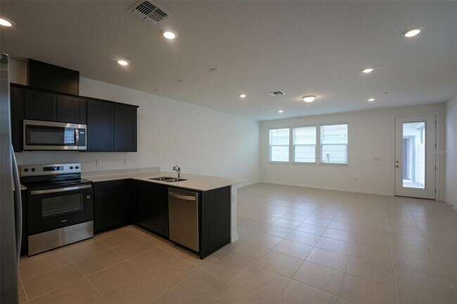Building Photo - 4565 ORCHARD VIEW Aly