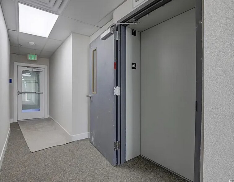 Building Photo - 1208 Quitman St