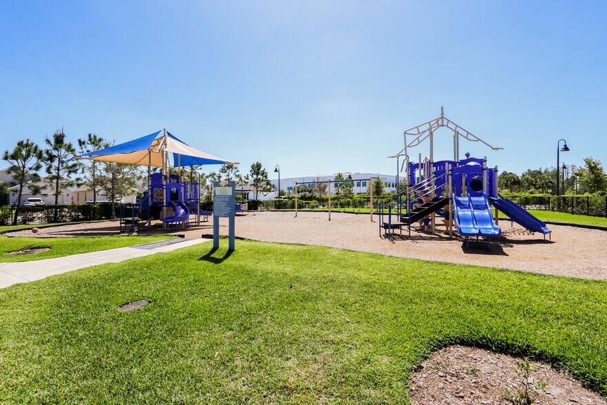 Building Photo - 15517 Black Pepper Ln