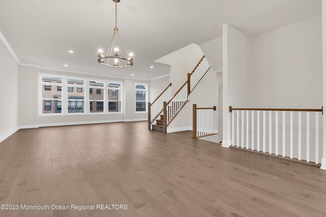 Building Photo - 5 Blaisdell Ct