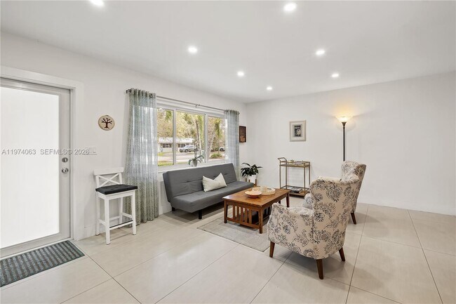 Building Photo - 11720 SW 81st Rd