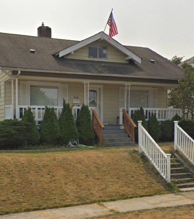 Building Photo - Adorable 4 bed