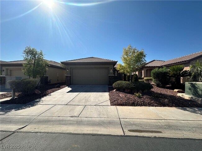 Primary Photo - 6071 Saddle Horse Ave