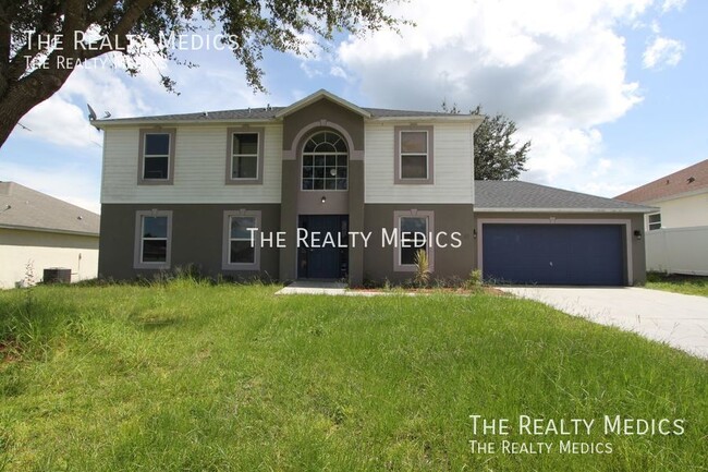 Primary Photo - 10 Sawfish Ln