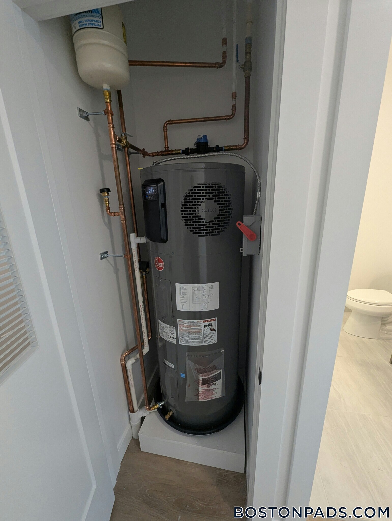 Building Photo - 199 Gardner St