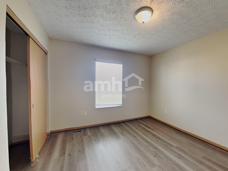 Building Photo - 4284 Promenade Ave