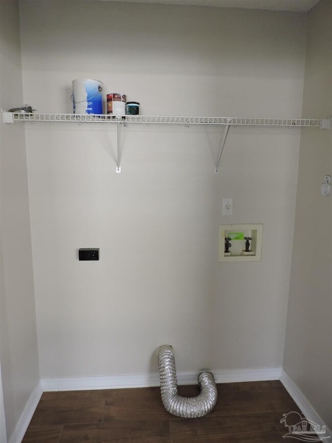 Building Photo - 4058 Glenway Dr