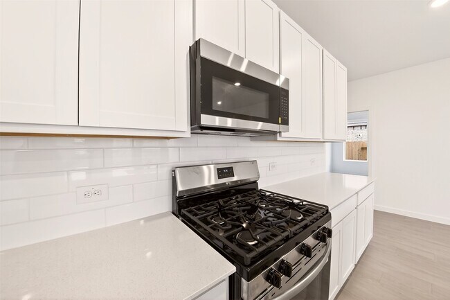 Building Photo - 16314 Texas Flatland Wy