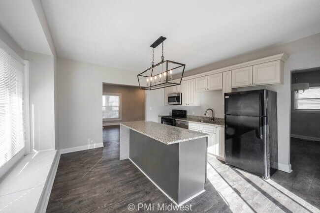 Building Photo - 3117 N Park Ave