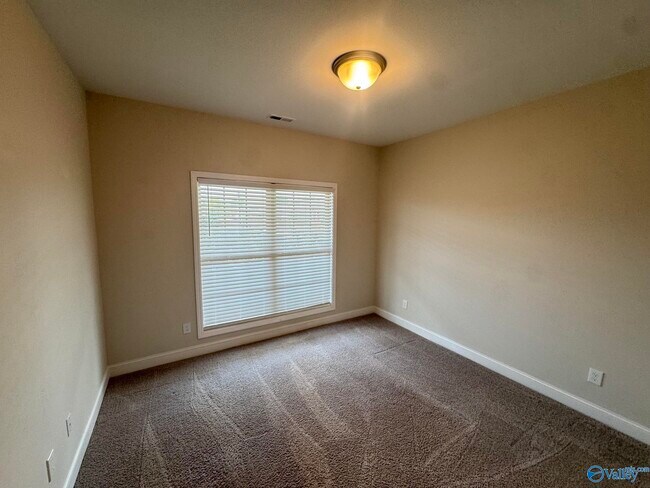 Building Photo - 151 Williams Pointe Boulevard SW
