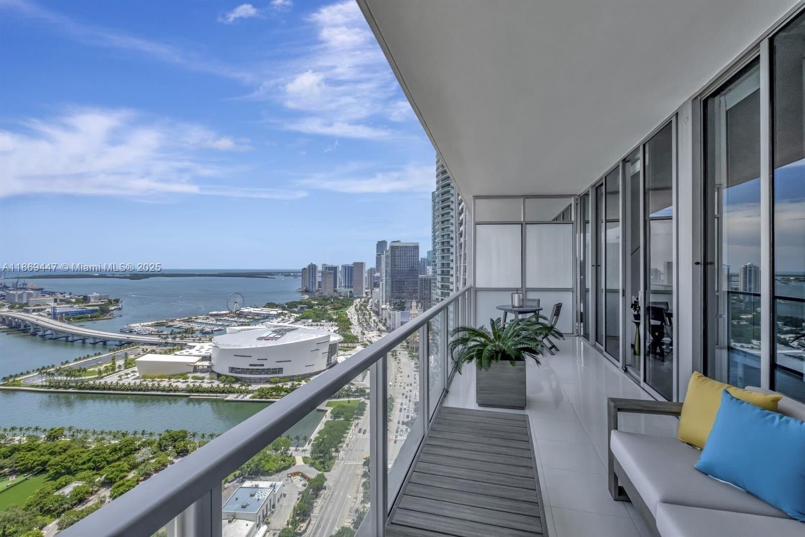 Building Photo - 1100 Biscayne Blvd