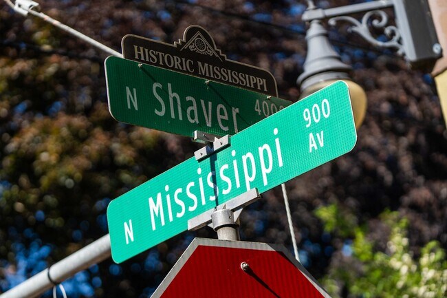 Building Photo - 4065 N Mississippi Ave