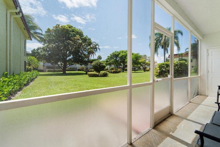 Building Photo - 717 S US Hwy 1