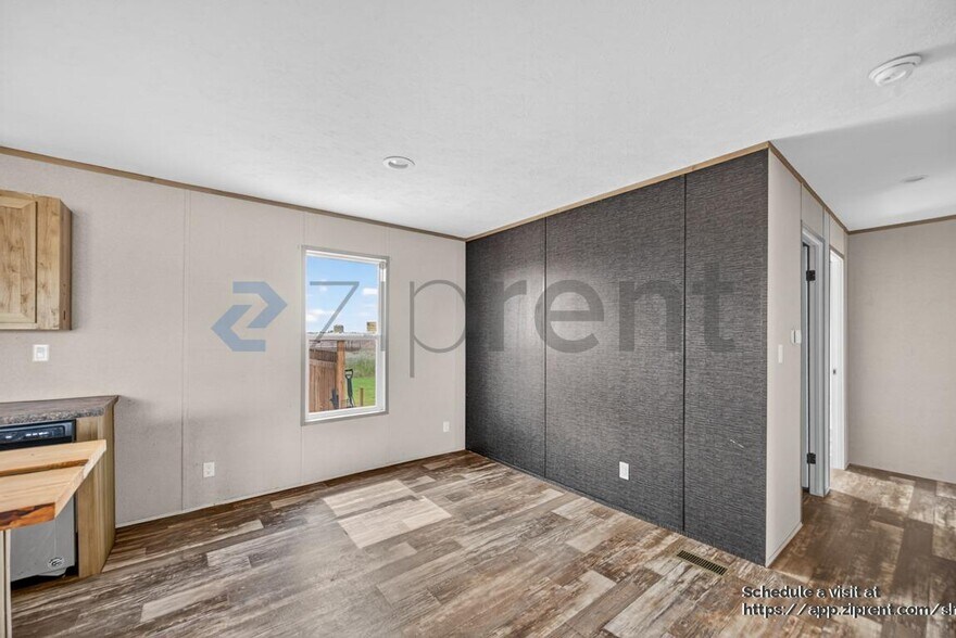 Building Photo - 4715 FM476