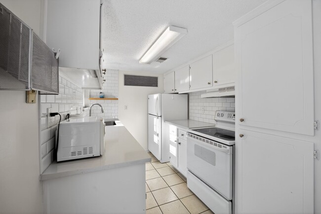 Building Photo - 3555 Old Chamblee Tucker Rd