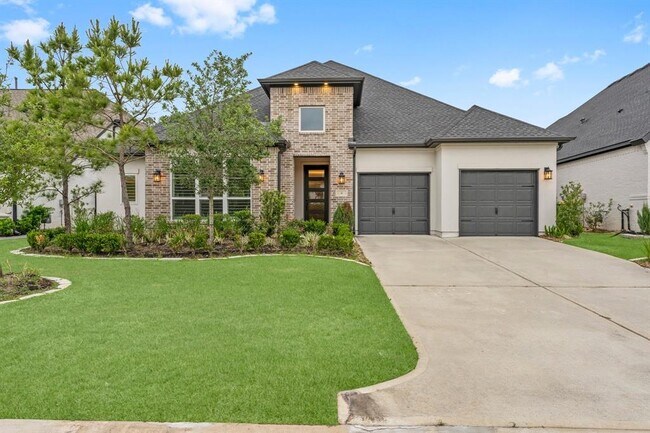 Primary Photo - 40 Venetia Grove Dr