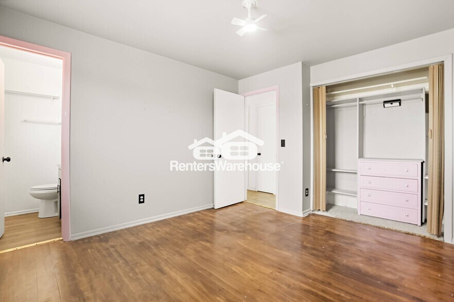 Building Photo - 14641 E 13th Ave