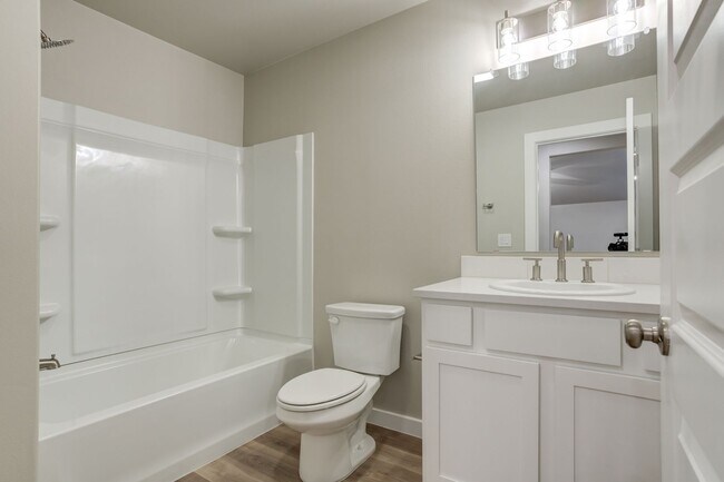 Building Photo - Brand New Beautiful 4-Bedroom Home in Sout...