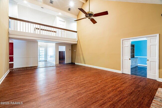 Building Photo - 110 Rimwood Ave