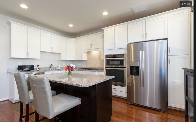 Building Photo - 42190 Castle Ridge Sq