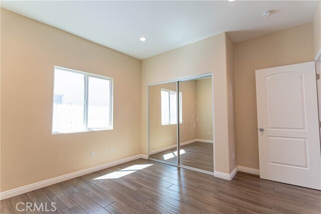 Building Photo - 9246 Cedros Ave