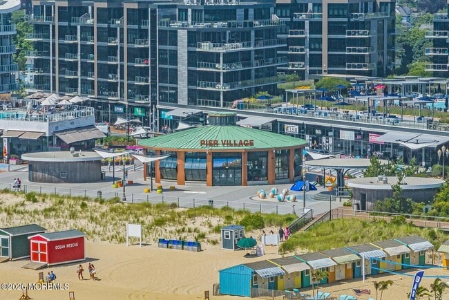 Building Photo - 33 Cooper Ave