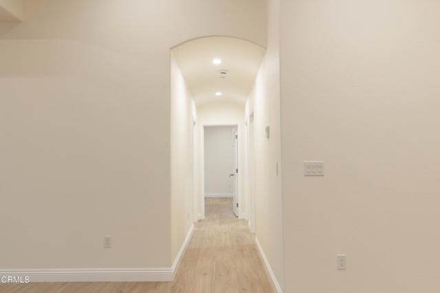 Building Photo - 713 Mission Dr