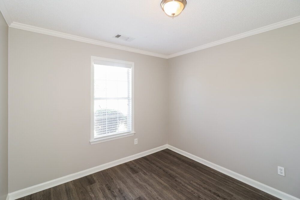 Building Photo - 4011 Chesapeake Way