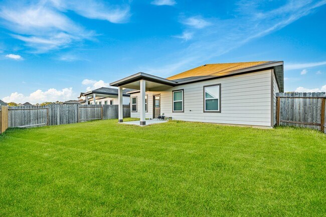 Building Photo - 11617 Whirlaway Dr