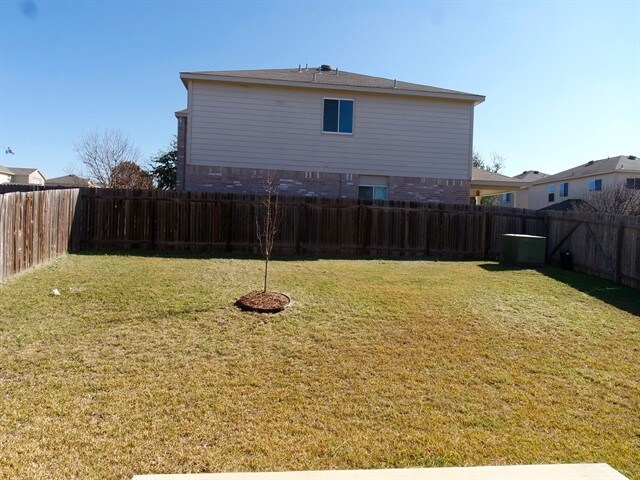 Building Photo - 142 Blue Juniper