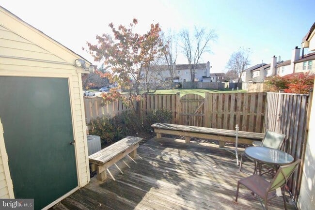 Building Photo - 14405 Black Horse Ct