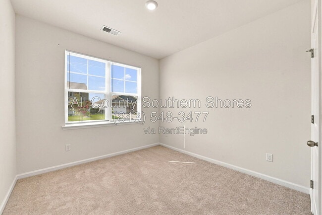 Building Photo - 3414 Bells Lk Cir