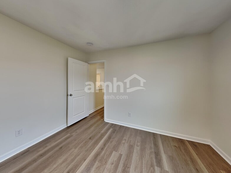 Building Photo - 13844 N Cardonia Dr