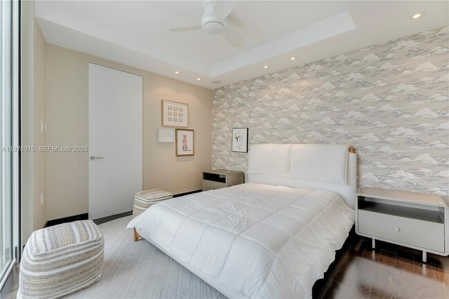 Building Photo - 18201 Collins Ave