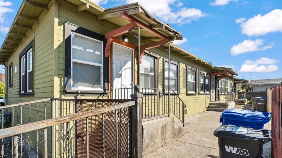 Building Photo - Unit 5915