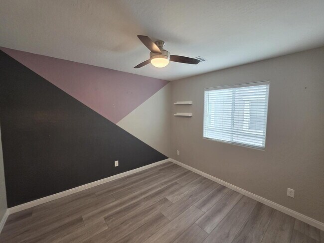 Building Photo - 9456 Brough Ave