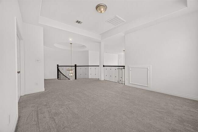 Building Photo - 25109 Pinebrook Grove Ln