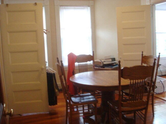 Primary Photo - Large 2 Bedroom Plus an Office in Brooklin...