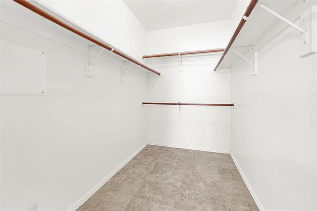 Building Photo - 4450 Sharpsburg Dr