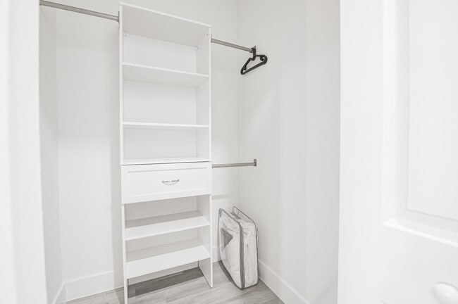 Building Photo - 3432 SW 8th St