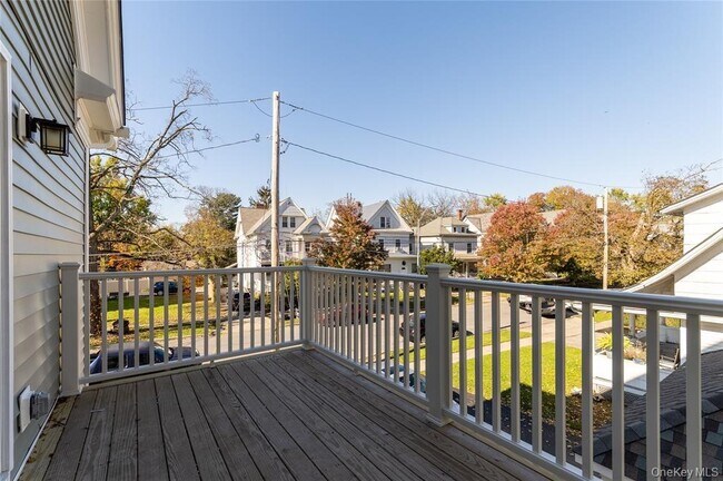 Building Photo - 22 Forbus St