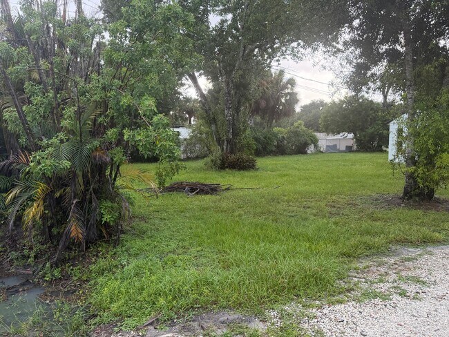 Building Photo - 5327 St Lucie Blvd