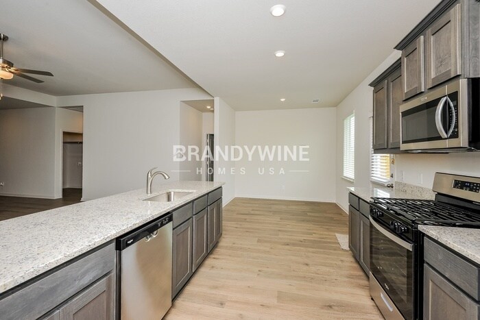 Building Photo - 9521 Teton Vis Dr